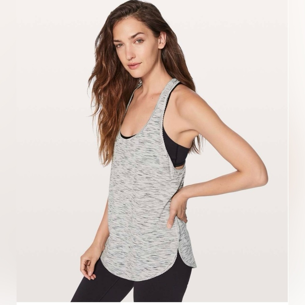 015. Lululemon 105 F Singlet Tank Top- Like New
